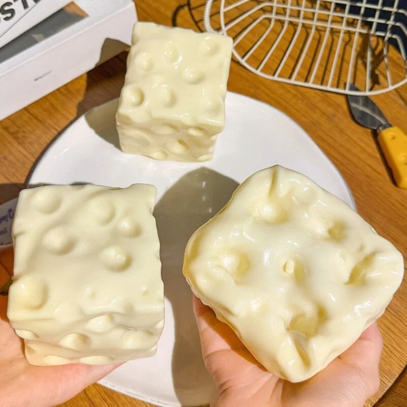 Party Games Crazy - ลูกบอลบีบคลายเครียดรูปทรงชีส Taba Squishy ของเล่นบีบปรับรูปทรงได้ ไม่คืนตัว ของเล่นเสริมพัฒนาการสำหรับเด็กและผู้ใหญ่
